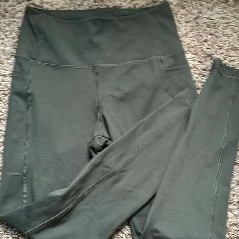 green leggings